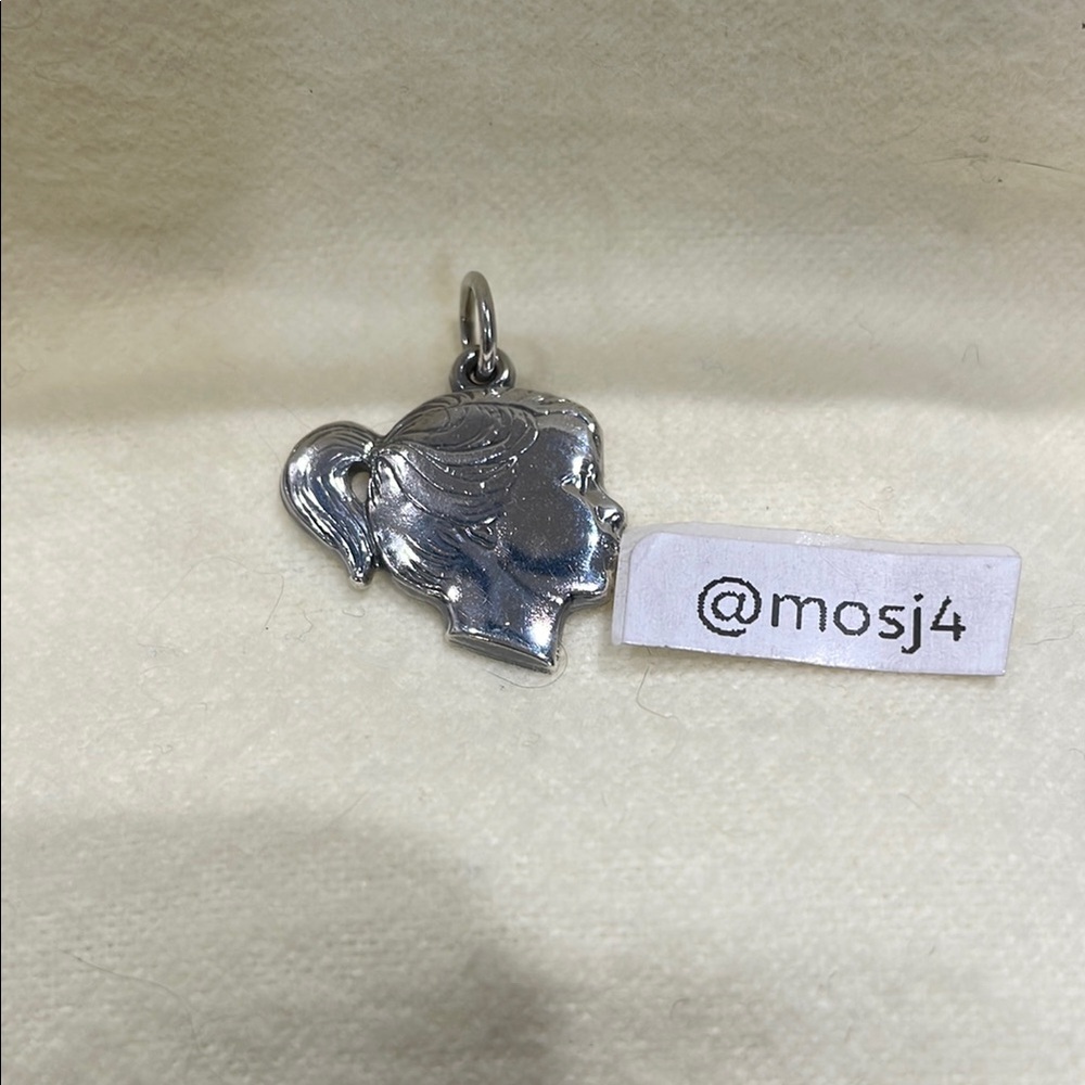 James Avery Girl’s Profile Charm